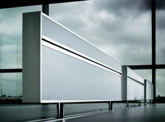 Acrylic screen with accessory rail